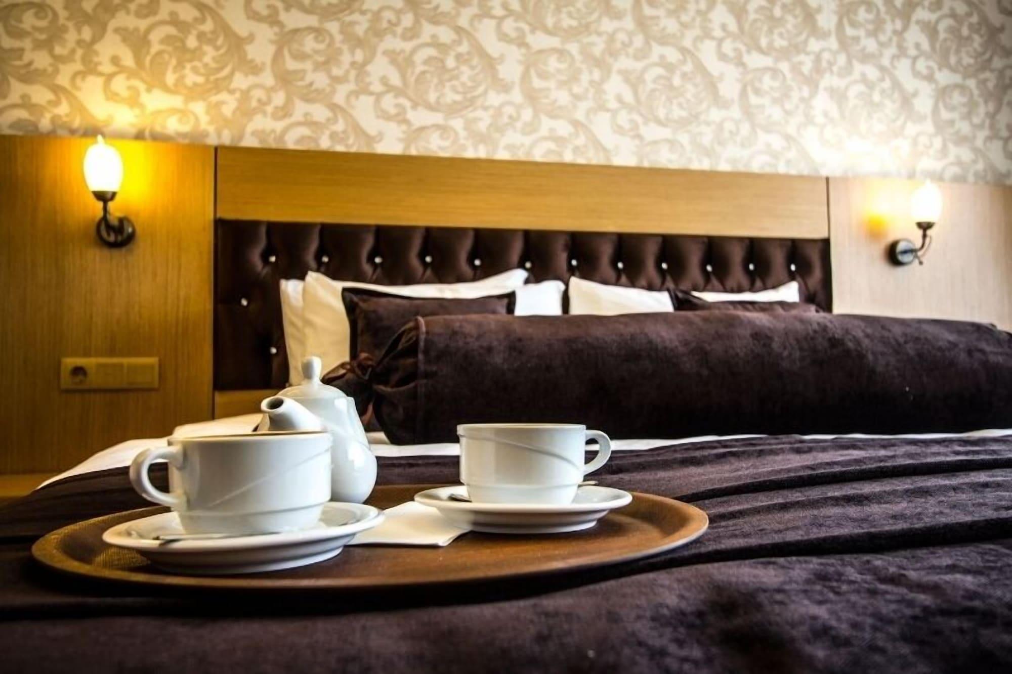 Soylu Hotel Bolu Eksteriør billede