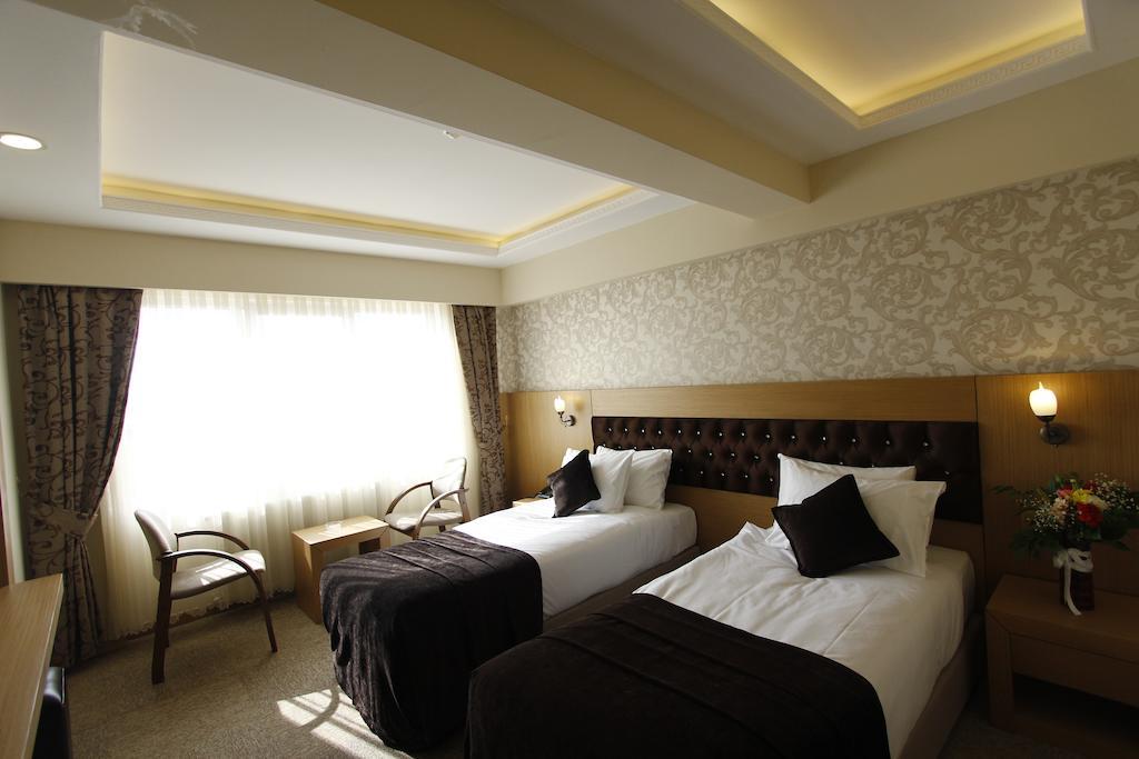 Soylu Hotel Bolu Eksteriør billede